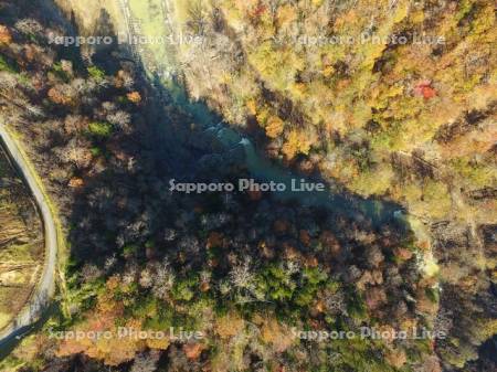 晩秋の庶路ダム上流　空撮