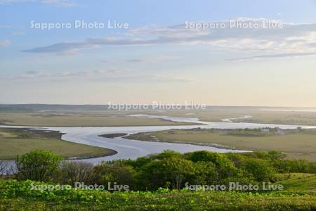 霧多布湿原の夜明け