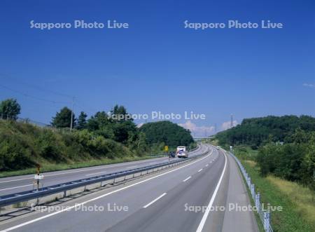 道央自動車道　砂川付近
