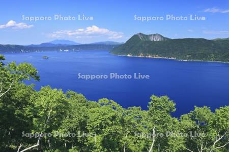 第一展望台から夏の摩周湖