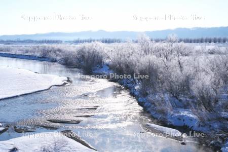 十勝川と樹氷