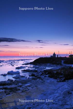 納沙布岬の朝と流氷と北方領土