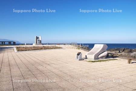 黄金岬と日本海