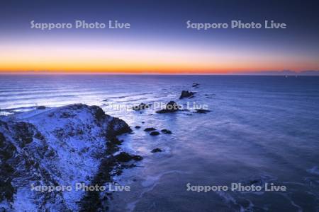 襟裳岬の朝と太平洋