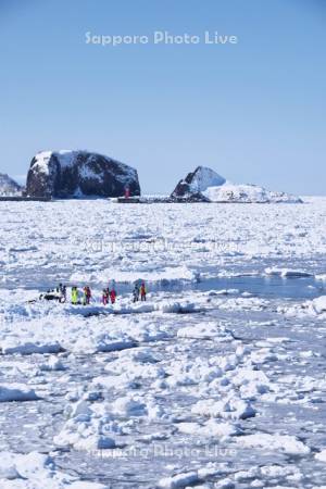 ウトロの流氷と流氷ウォーク