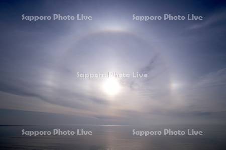 日暈（ダブル）とオホーツク海
