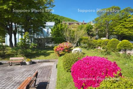 旧函館区公会堂と旧北海道庁函館支庁庁舎と元町公園