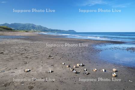百人浜と太平洋と日高山脈