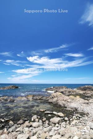 黄金岬と日本海