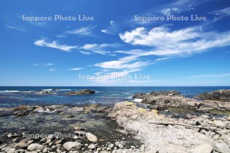 黄金岬と日本海