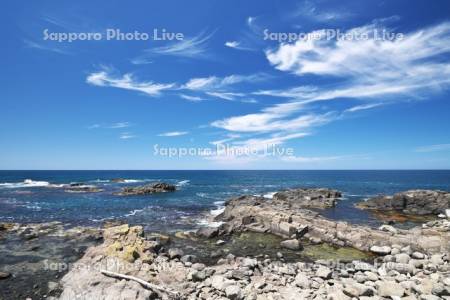 黄金岬と日本海