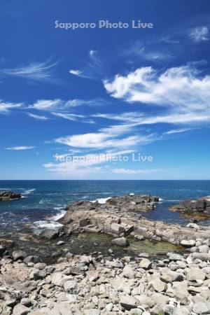 黄金岬と日本海