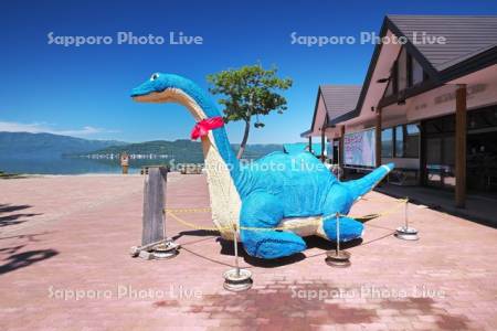 屈斜路湖と砂湯のクッシー