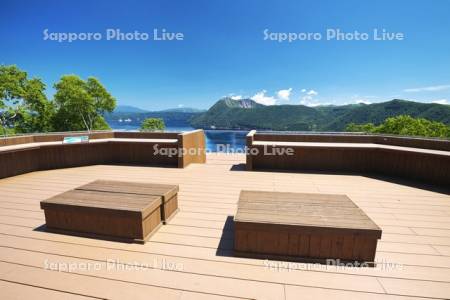 摩周湖と摩周湖カムイテラス