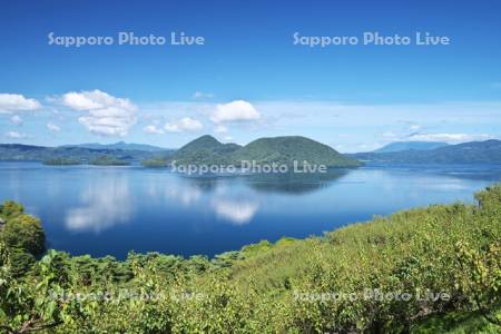洞爺湖と中島