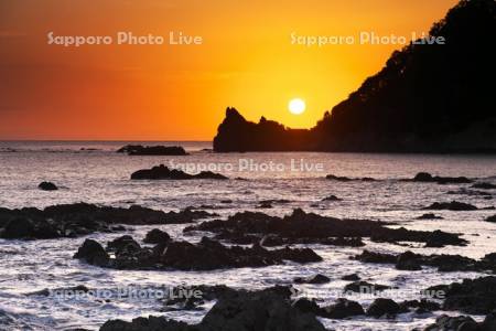 厚苫岬の日の出