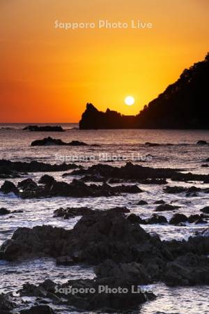 厚苫岬の日の出