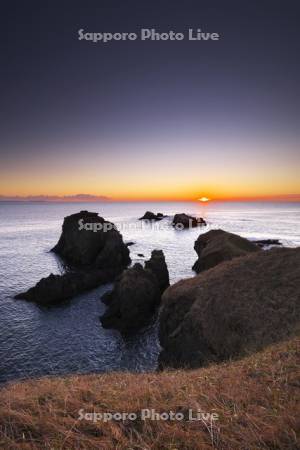 霧多布岬の日の出と太平洋