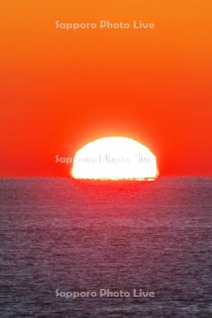 日の出と太平洋