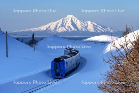 スーパー宗谷と利尻富士