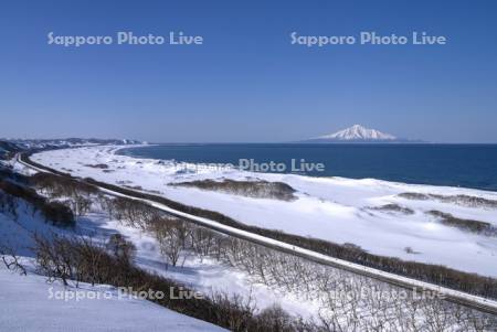 道道106号線と利尻島