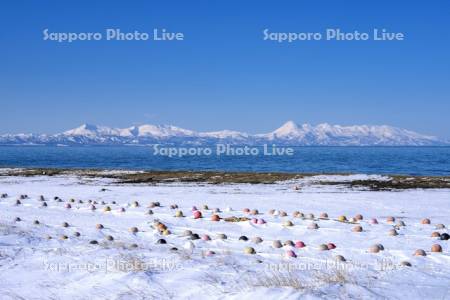 浮き球と知床連山
