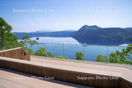 摩周湖と摩周湖カムイテラス