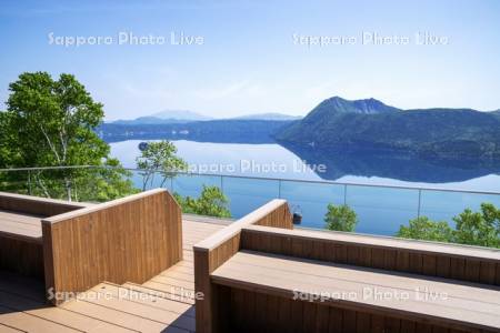 摩周湖と摩周湖カムイテラス