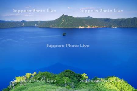 第三展望台より摩周湖