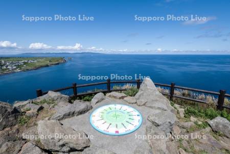 ペシ岬展望台　羅針盤