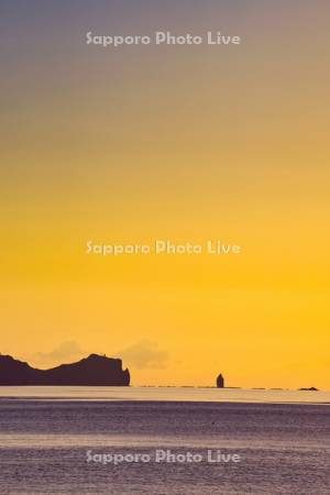 夕焼けと神威岬