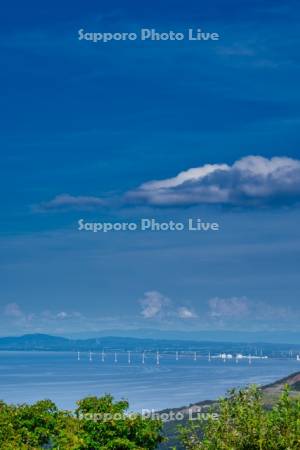 毛無山展望台より洋上風力発電