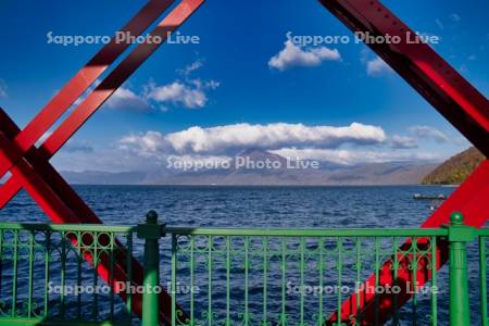 山線鉄橋より支笏湖と恵庭岳