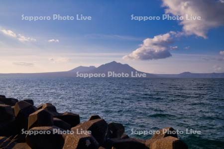 支笏湖と風不死岳と樽前山
