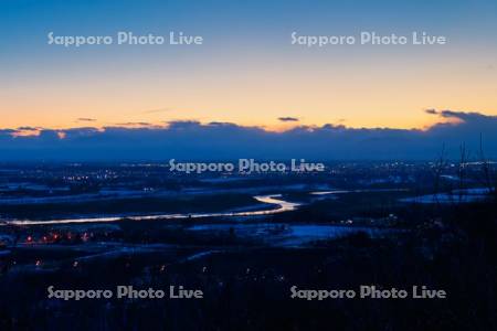 十勝が丘展望台より十勝川