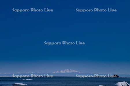 帽子岩と斜里岳