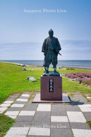 間宮林蔵の立像