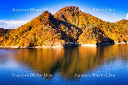 さっぽろ湖の朝焼け