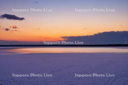 ウトナイ湖の朝焼け