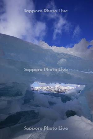 屈斜路湖の御神渡り